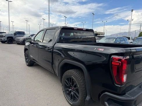 Used 2022 GMC Sierra 1500 Elevation w/ X31 Off-Road Package AWD/4WD image 3