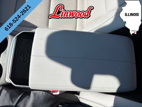 Used 2026 GMC Terrain Denali AWD/4WD image 24