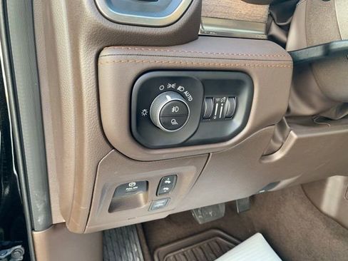 New 2025 RAM 1500 Limited w/ Trailer Tow Group AWD/4WD image 31