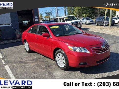 Used 2007 Toyota Camry XLE image 1