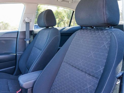 Used 2022 Kia Rio S image 11