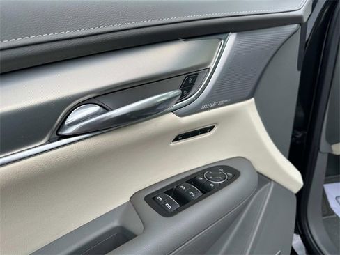 Certified 2022 Cadillac XT5 Premium Luxury image 46