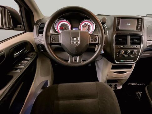 Used 2017 Dodge Grand Caravan SE w/ Power Window Group FWD image 6