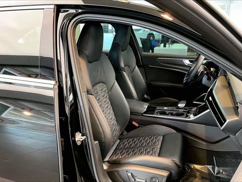 Certified 2025 Audi RS 6 performance image 8