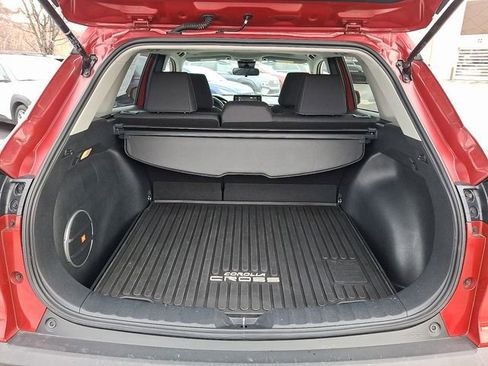 Used 2022 Toyota Corolla Cross LE image 28