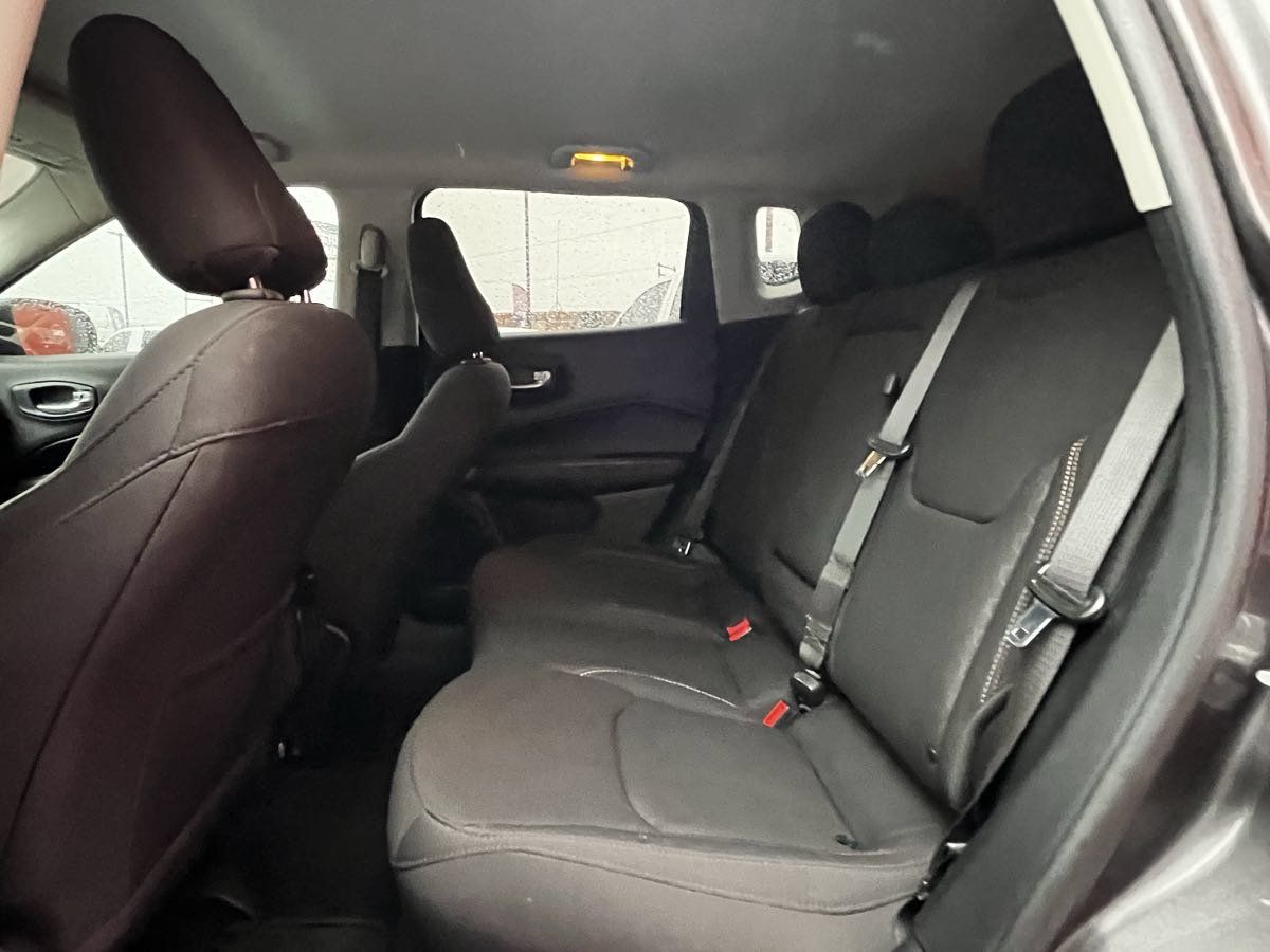 Used 2021 Jeep Compass Sport AWD/4WD image 9
