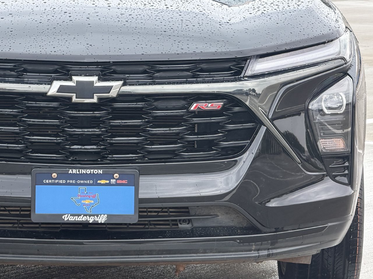 Used 2024 Chevrolet Trax RS FWD image 8