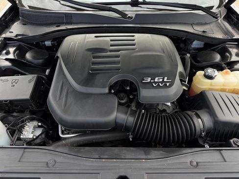 Used 2022 Chrysler 300 S RWD image 31