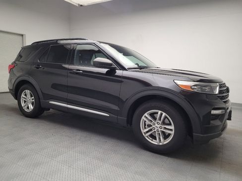 Used 2020 Ford Explorer XLT w/ Equipment Group 202A RWD image 11