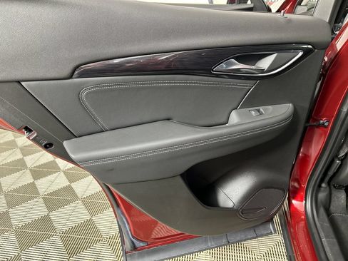 Used 2023 Buick Envision Essence FWD image 16