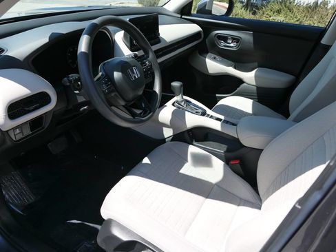 Used 2024 Honda HR-V LX image 12