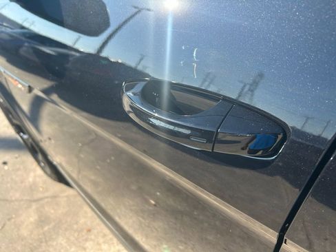 New 2026 Volkswagen Atlas Peak Edition image 16