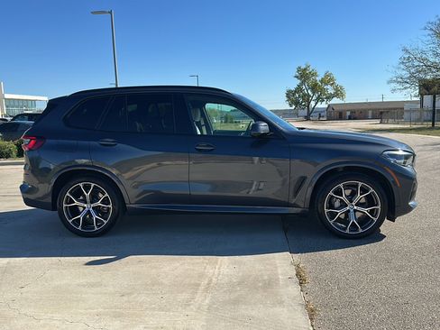 Used 2021 BMW X5 sDrive40i w/ M Sport Package image 9