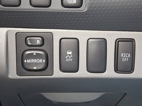 Used 2010 Toyota Tacoma PreRunner image 23