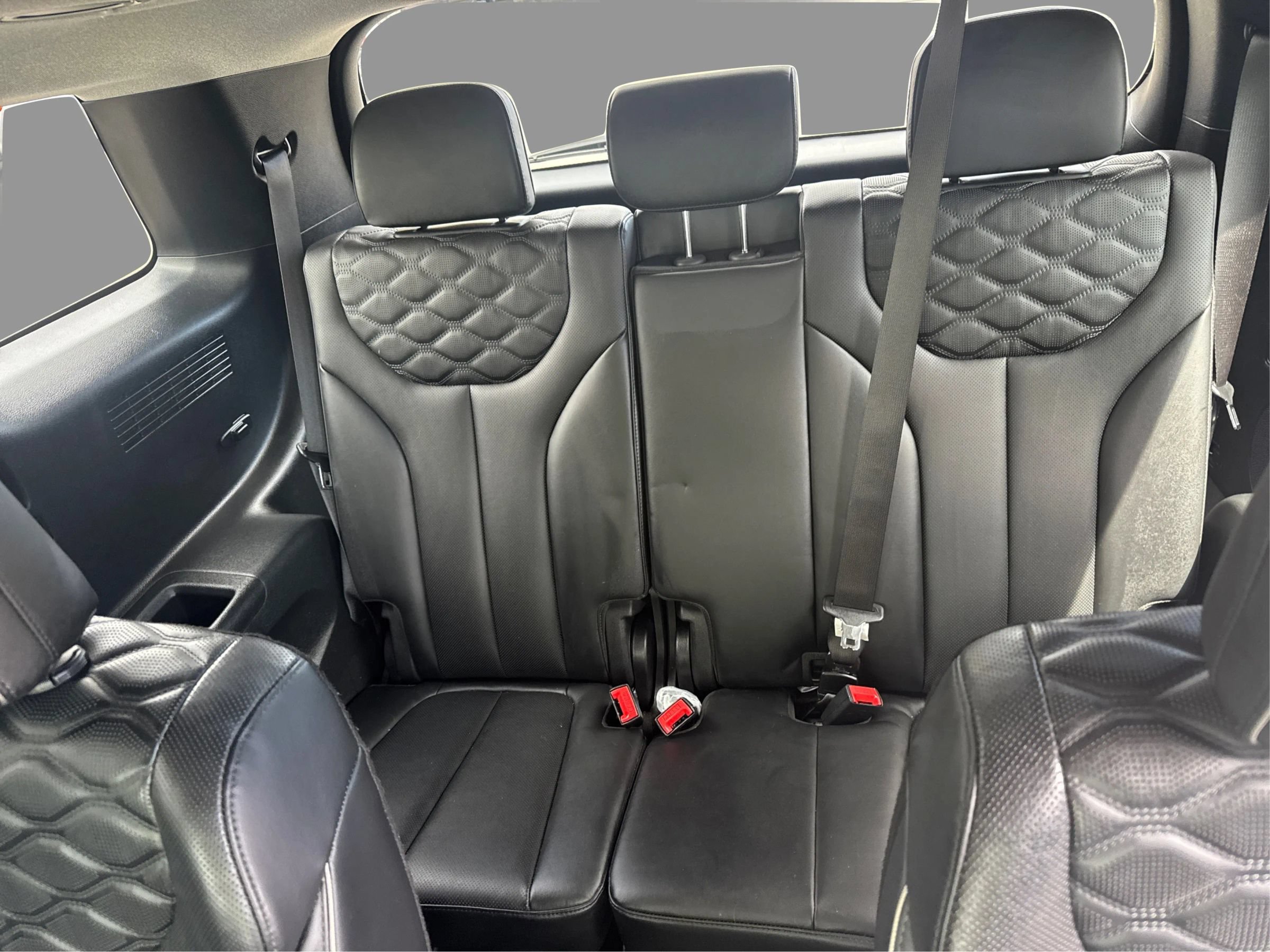 Used 2021 Hyundai Palisade Limited w/ Cargo Package AWD/4WD image 31