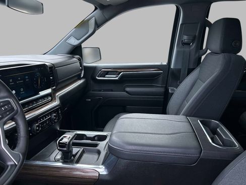 Used 2024 Chevrolet Silverado 1500 RST w/ Convenience Package II image 24