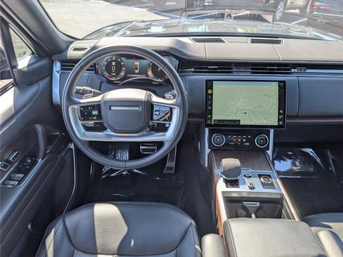 Used 2023 Land Rover Range Rover SE AWD/4WD image 17