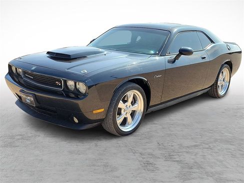Used 2010 Dodge Challenger R/T image 5