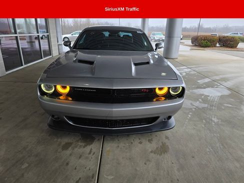 Used 2016 Dodge Challenger R/T Scat Pack w/ Leather Interior Group image 2