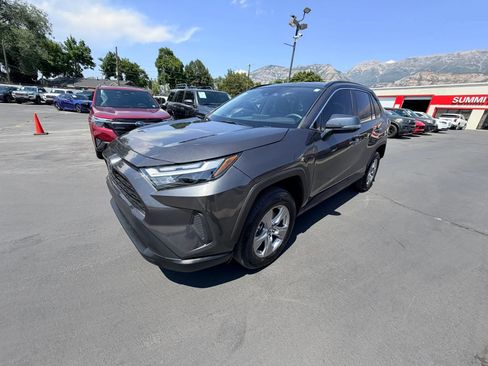Used 2025 Toyota RAV4 XLE w/ Weather Package AWD/4WD image 8