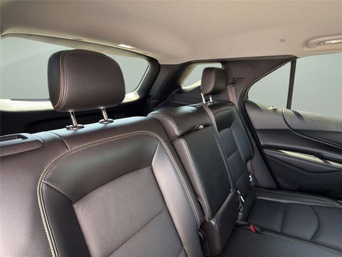 Used 2018 Chevrolet Equinox Premier AWD/4WD image 23