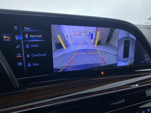 Certified 2022 Cadillac Escalade Luxury image 7