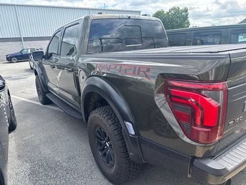 Used 2025 Ford F150 Raptor AWD/4WD image 13