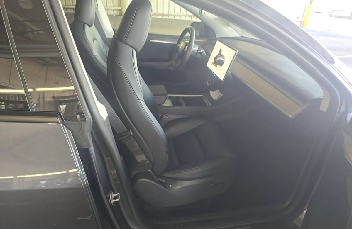 Used 2023 Tesla Model Y Long Range AWD/4WD image 7