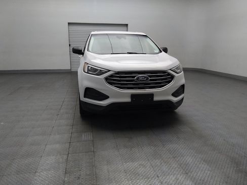 Used 2019 Ford Edge SE FWD image 14