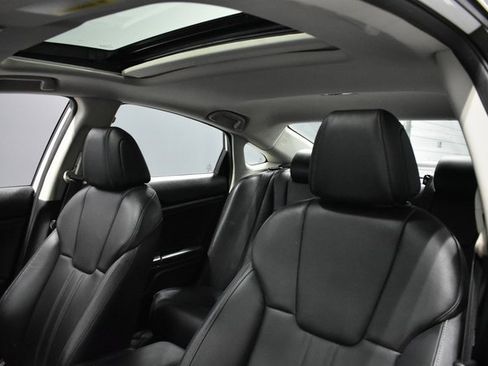 Used 2022 Honda Insight Touring image 14