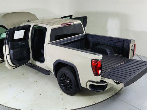New 2026 GMC Sierra 1500 Pro w/ Graphite Edition image 26