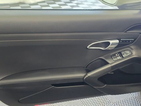 Certified 2018 Porsche 718 Cayman S image 29