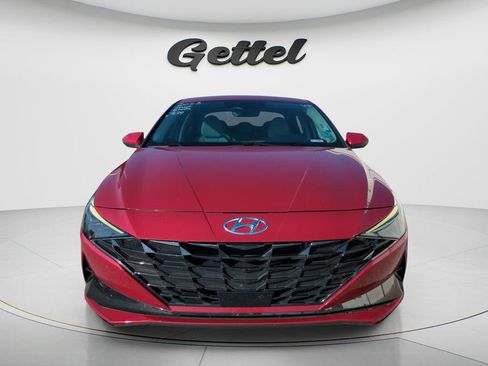 Used 2023 Hyundai Elantra Limited FWD image 2