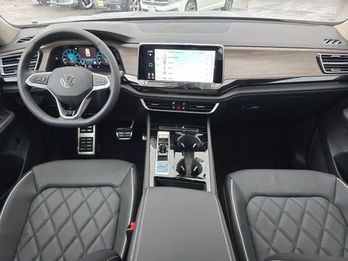 New 2026 Volkswagen Atlas SEL Premium R-Line image 22