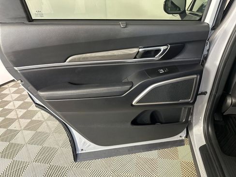 Used 2024 Kia Telluride EX X-Line image 27