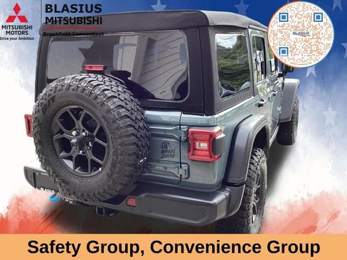 Used 2024 Jeep Wrangler Unlimited AWD/4WD image 11
