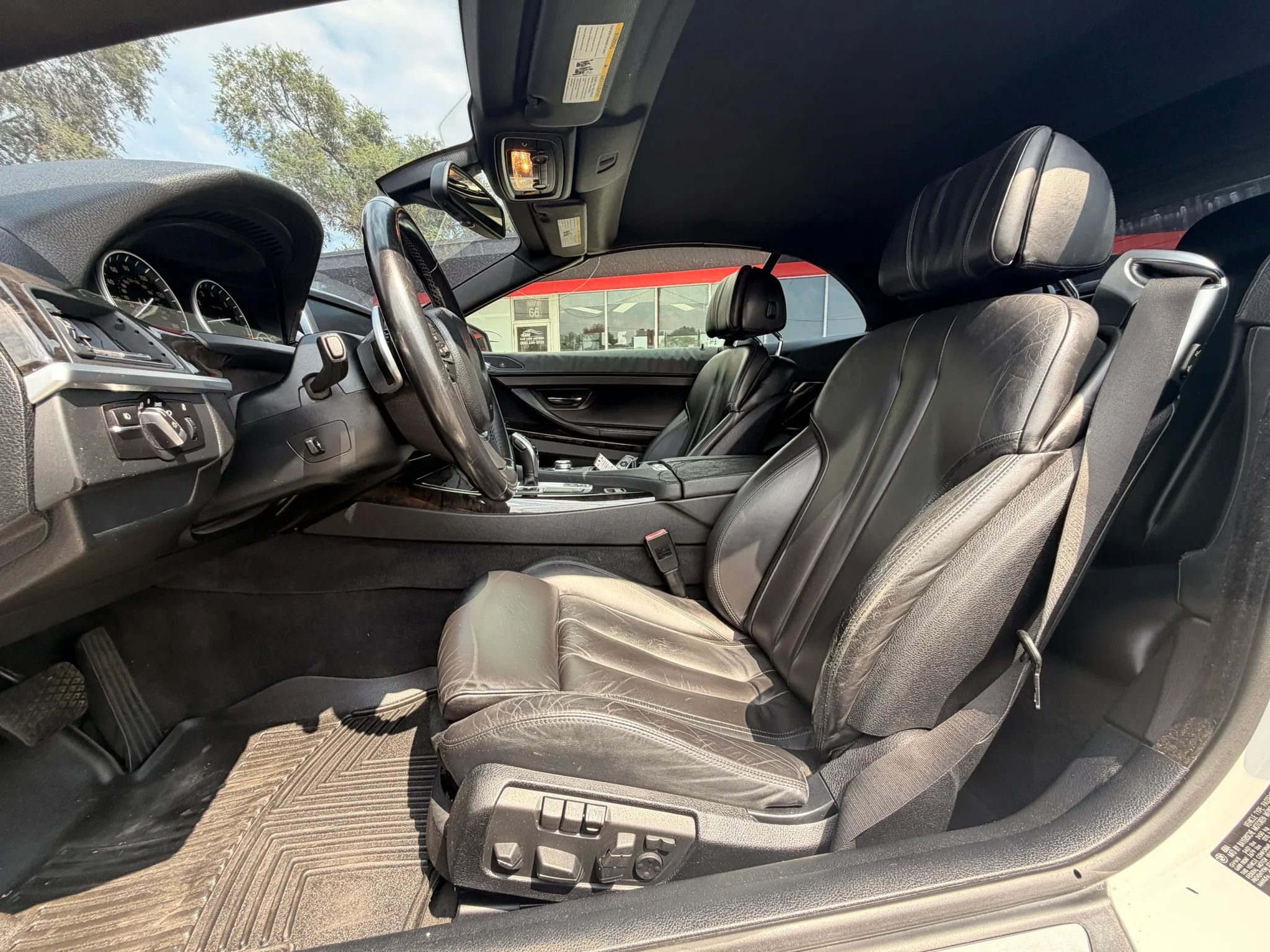 Used 2012 BMW 650i Convertible RWD image 13