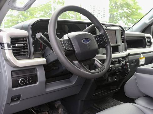 New 2025 Ford F350 XL w/ XL Chrome Package image 18