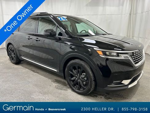 Used 2024 Kia Carnival SX Prestige image 1