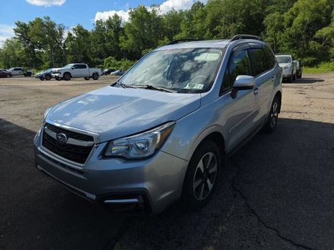 Used 2017 Subaru Forester 2.5i Premium AWD/4WD image 9