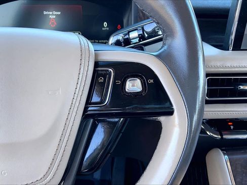 Used 2022 Lincoln Aviator Reserve w/ Equipment Group 201A image 23