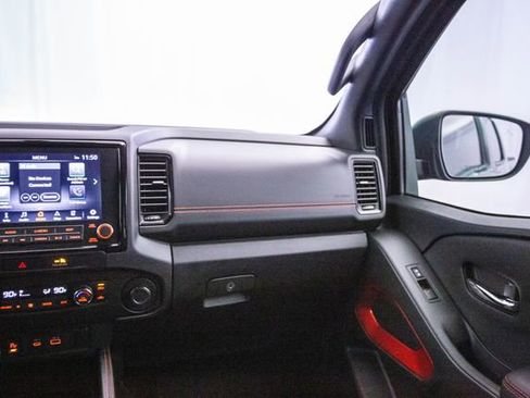 Used 2022 Nissan Frontier PRO-4X w/ Technology Package image 5