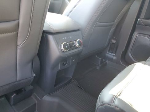 New 2026 Ford Explorer Active w/ Active Comfort Package image 12