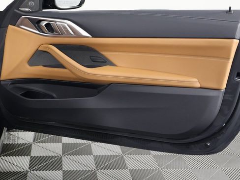 Used 2025 BMW M440i Convertible w/ Premium Package image 14