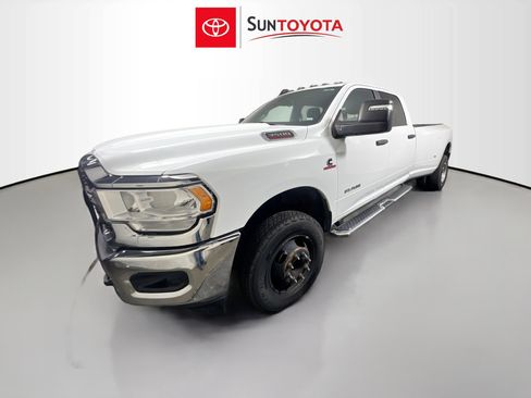 Used 2024 RAM 3500 Big Horn image 9