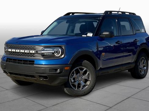 Used 2024 Ford Bronco Sport Badlands image 2