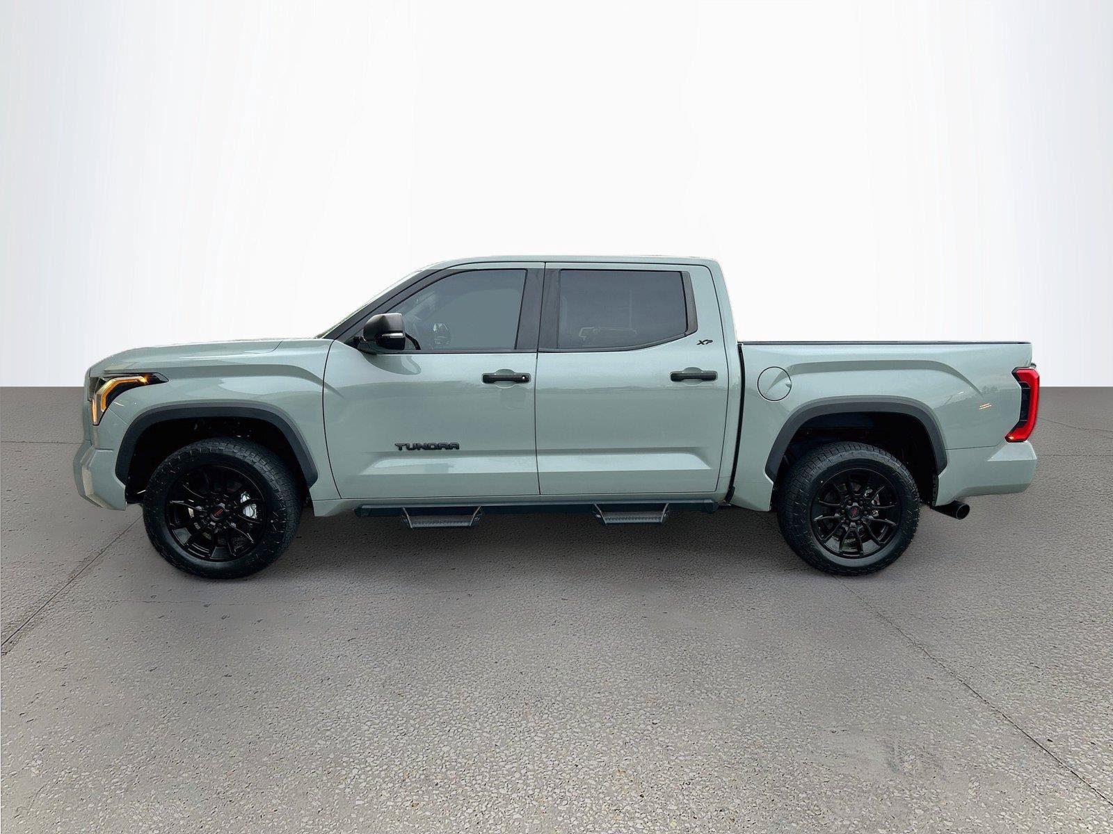 Used 2024 Toyota Tundra SR5 w/ SR5 Convenience Package AWD/4WD image 7
