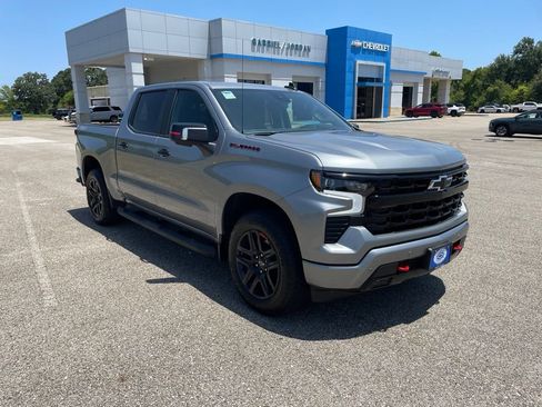 New 2026 Chevrolet Silverado 1500 RST w/ Redline Edition AWD/4WD image 9