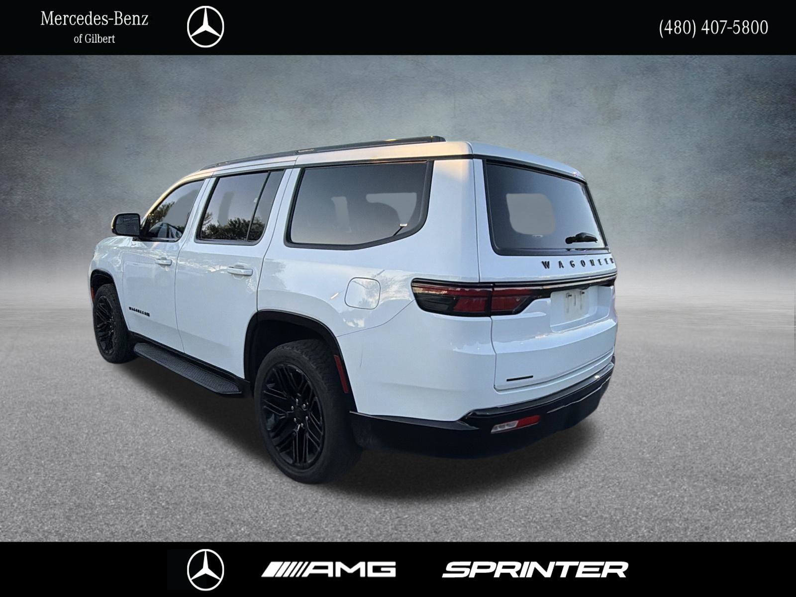 Used 2022 Jeep Wagoneer Series III AWD/4WD image 4