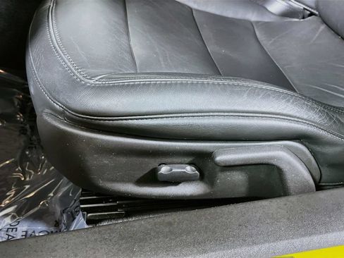 Used 2013 Chevrolet Corvette Coupe RWD image 16